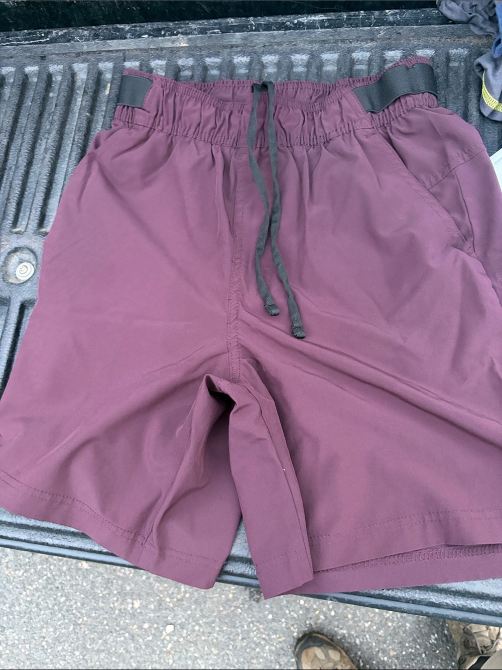 Men's Hybrid Drawstring Shorts - Wine